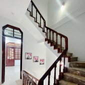 Cần bán nhà 4 tầng Khương Trung - Thanh Xuân, hai mặt thoáng, gần hồ, trường học....